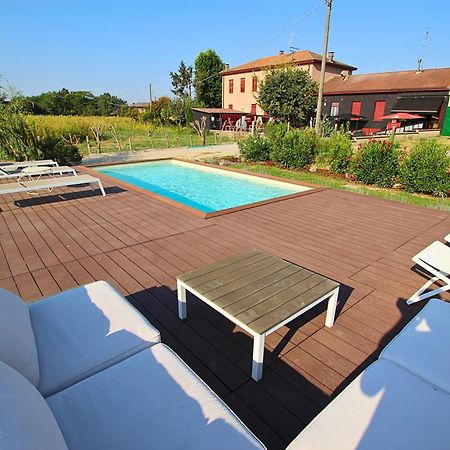 Le Maginot Relais Bed & Breakfast Castelvetro Piacentino ภายนอก รูปภาพ